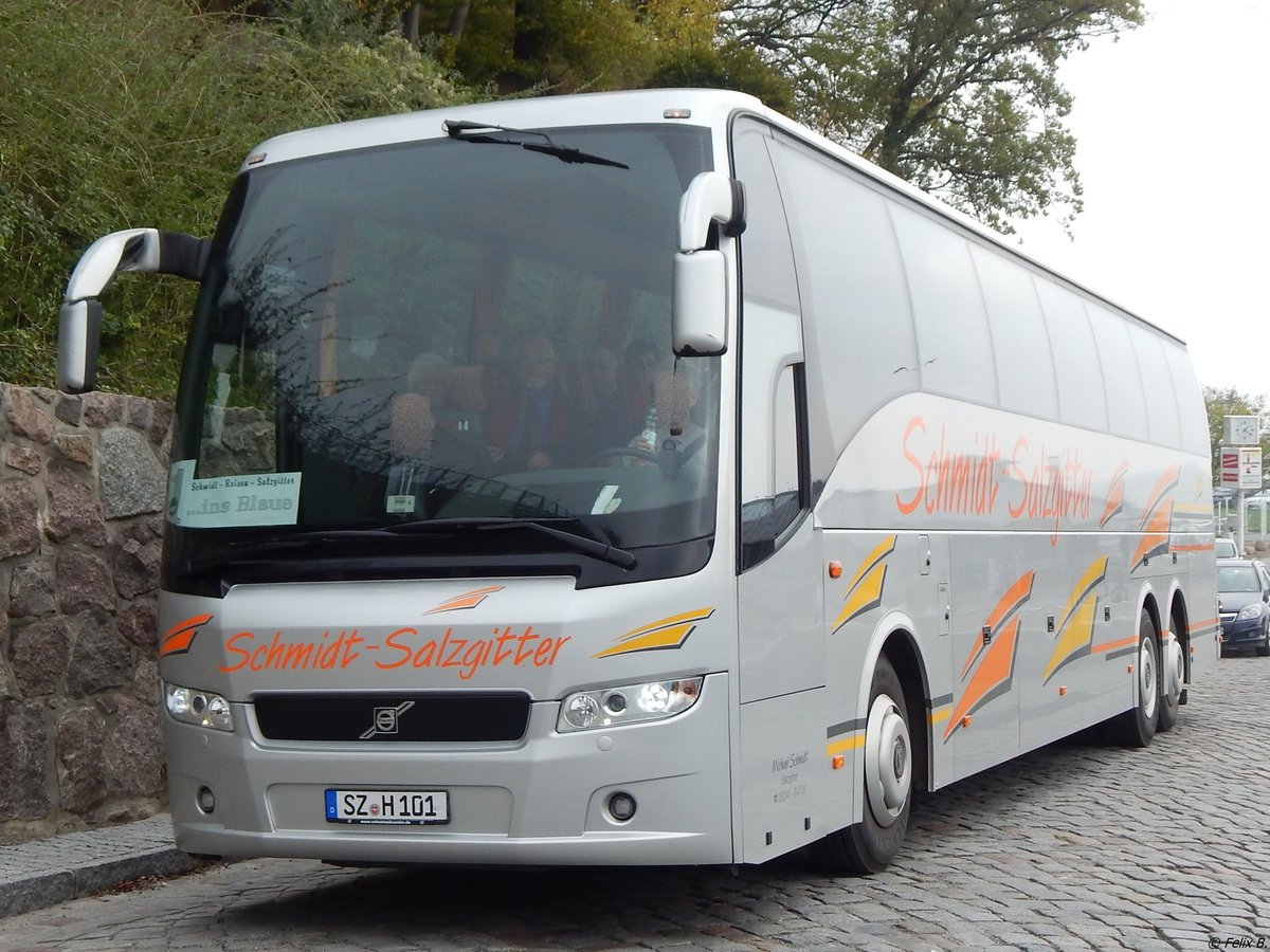 Volvo 9700 von Schmidt-Salzgitter aus Deutschland im Stadthafen Sassnitz.