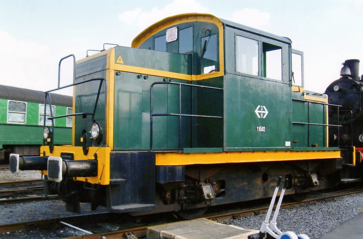 Y 6502 steht am 26 September 2009 in Mariembourg bei der CFV3V.