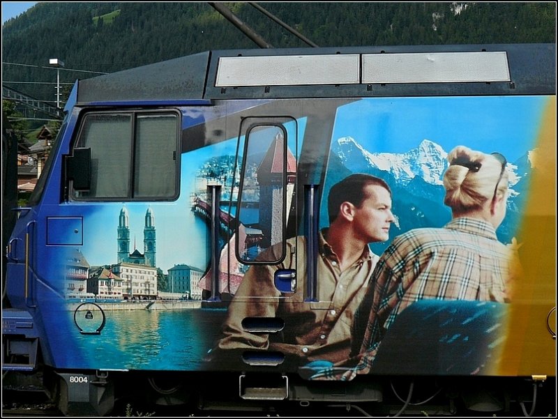 Detailansicht der Werbung für die Golden Pass Line aufgenommen im Bahnhof von Zweisimmen am 29.07.08. (Hans)