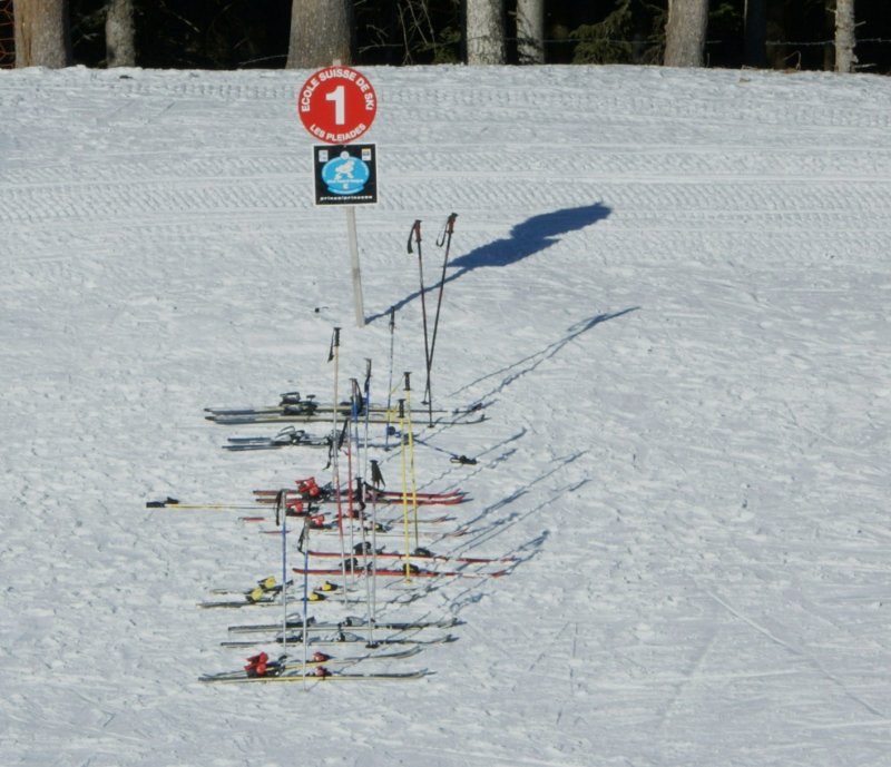 Skifahrer bei der Mittagspause.
Les Pliades im Januar 2009.