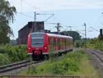 DB Triebzug 425 558-4 Duisburg-Hochfeld S�d 21-08-2020.