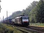SBB Cargo Lokomotive 189 282-7 (91 80 6189 282-7 D-DISPO) bei Bahn�bergang Haagsche Strasse  Emmerich, Deutschland 19-09-2024.
