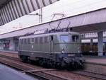 DB Lok 140 832-7 M�nster Hbf 04-08-1992. Scan und Bild: Hans van der Sluis.


DB loc 140 832-7 M�nster Hbf 04-08-1992. Scan en foto: Hans van der Sluis.