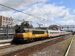 NS Lokomotive 1739 mit versp�ttete IC 240 von Berlijn nach Amsterdam.