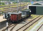 Lok 101 der SHM (Stoomtram Hoorn Medemblik) mit ein par G�terwagen in Hoorn 24-07-2013.