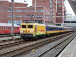 Strukton Rail Lok 1824 mit dem Name  Nicole  (91 84 1570 824-0 NL-SRM) met ICR Sitzwagen nach Arnheim. Gleis 9 Bahnhof Amersfoort centraal 12-03-2026.


Strukton Rail Loc 1824 met de naam  Nicole  (91 84 1570 824-0 NL-SRM) Conditierit met ICR rijtuigen naar Arnhem. spoor 9 station Amersfoort centraal 12-03-2026.