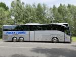 Mercedes Tourismo von Pucky Tours aus Deutschland in Plau am See.