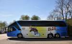 Neoplan Starliner von Heiri Reisen aus der Schweiz am 15.4.2015 in Krems.