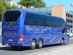 Neoplan Starliner von Buss-Linus Resor aus Schweden im Stadthafen Sassnitz.