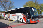 Setra 517 HD  Rolli Tours  (Hebebhne fr Behinderte Menschen) von Blaguss Reisen aus Wien 2017 in Krems.