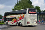 Van Hool  Bistro Bus  von Tieber Reisen/Reisebro aus sterreich in Krems gesehen.