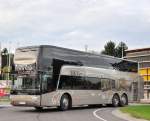 VAN HOOL T9 von Wiesinger Reisen aus sterreich am 20.9.2014 in Krems unterwegs.