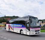 Volvo 9900 von Mller Megerle aus der BRD am 29.August 2014 in Krems unterwegs.