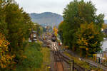Blick auf den Bahnhof Herdorf und die Baustelle in Blickrichtung Betzdorf am 12 Oktober 2025.