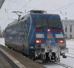 101 042-0 beim rangieren im Rostocker Hbf.10.03.2013