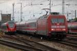 101 057-8 mit IC 2238(Leipzig-Warnemnde)bei der Einfahrt im Rostocker Hbf.14.06.2015