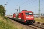 101 017-2 mit IC 2239 (Warnemnde-Leipzig)bei der Ausfahrt im Rostocker Hbf.14.08.2015