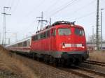 115 350-1(DB AutoZug GmbH Dortmund)mit IC 2239 von Rostock Hbf nach Leipzig Hbf bei der Ausfahrt im Rostocker Hbf.14.03.2014