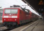 120 201-9 mit RE 4310 von Rostock Hbf nach Hamburg Hbf wurde am 05.12.2014 von der DB-Sicherheit bewacht.