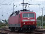 120 109-4 wartet im Rostocker Hbf auf IC 1805/1815 von Seebad Heringsdorf/Ostseebad Binz Richtung Kln Hbf(25.09.10)