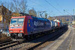 Die an die SBB Cargo International AG vermietete SBB Cargo Re 482 013-0 „Alpäzähmer.“ (91 85 4482 013-0 CH-SBBC) fährt am 18 Februar 2025 mit einem HUPAC-KLV-Zug durch Kirchen/Sieg in Richtung Köln.

Die TRAXX F140 AC1 wurde 2002 von Bombardier in Kassel unter der Fabriknummer 33537 gebaut und an die SBB Cargo AG geliefert.
