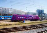 Die  Alex  183 005-8 (91 80 6183 005-8 D-DLB) ist am 25 Juli 2022 beim Hbf München abgestellt.

Die Siemens ES 64 U4-G wurde 2008 von Siemens in München unter der Fabriknummer 21321 gebaut. Eigentümer ist die HANNOVER LEASING GmbH & Co. KG in Pullach. Die Lok in der Variante G hat die Zulassung für Deutschland und Österreich (D/A). Diese ES64U4-G Lokomotiven sind reine Wechselstromlokomotiven für 15 kV/16,7 Hz und 25 kV/50 Hz, so hat sie auch ein geringeres Dienstgewicht von 86 t. Die Dauerleistung beträgt 6 MW, die Stundenleistung 6,4 MW und die Höchstgeschwindigkeit 230 km/h.
