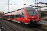 442 348 stand am 11.12.2015 zum letzten Mal als  RB12(RB 13265)von Rostock Hbf nach Ribnitz-Damgarten West im Rostocker Hbf bereit.Ab 13.12.2015 heit der Zug dann RB 17