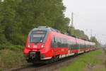 Der Berliner Bouletten Hamster 442 826-4 als S1 von Warnemünde nach Rostock Hbf bei der Einfahrt in Rostock-Bramow um 06:48 Uhr.18.05.2019