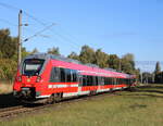 442 348 als S2(Warnemünde-Rostock)bei der Einfahrt in Rostock-Lichtenhagen.06.10.2024