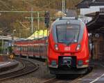 Bombardier Talent 2 - 442 302 (fnfteilig) und 442 103 (dreiteilig) als RE 9 - Aachen - Kln - Siegen (rsx – Rhein-Sieg-Express) beim Halt im  Bahnhof Betzdorf/Sieg.