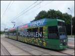 Moderne Stra�enbahn in Rostock.