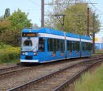 6N-1 Wagen 685 als Linie 1 von Rostock Mecklenburger Allee nach Rostock-Hafenallee am 14.05.2026 in Rostock-Marienehe.