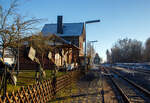 Der Bahnhof Wilsenroth (Dornburg) Westerwald an der Oberwesterwaldbahn (KBS 461) am 03 Dezember 2016.