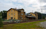 Empfangsgebäude vom Bahnhof Pockau-Lengefel am 26 August 2013 von der Stumpfgleisseite der Strecke nach Neuhausen/Erzgeb.