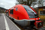 Der VT 641 029 „Neuenmarkt-Wirsberg“ (95 80 0641 029-3 D-DB), ein Alstom Coradia A TER Dieseltriebwagen besser bekannt als „Wal“ der DB Regio, als RE 38 (Main-Saale-Express)