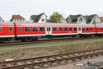 Halberstdter Mitteleinstiegswagen der Bauart Byz stand am 29.04.2016 im Rostocker Hbf.