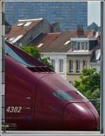 Verschiedenes/205851/thalys-mitten-im-wohngebiet-bruxelles-midi Thalys mitten im Wohngebiet. Bruxelles Midi, 22.06.2012 (Jeanny)