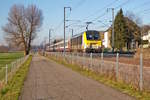 Die CFL 3003 zieht am 21.01.2019 den IC 112 Liers-Luxembourg ber die Nordstrecke in der Nhe von Rollingen/Mersch.