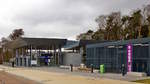 Die Straßenbahnhaltestelle Rout Bréck-Pafendall: Hier kann man in die Standseilbahn zum tiefergelegenen CFL Bahnhof Pfaffenthal-Kirchberg an der Nordstrecke umsteigen und erspart sich somit den Umweg mit dem Bus durch den dichten Verkehr bis zum Hauptbahnhof. 12.12.2017 (Jeanny)