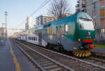Der Treno Alta Frequentazione Ale 426 - 013 / Ale 506 - 013 (94 83 4506 013-1 I-TI) der Trenord am 28 Dezember 2015 beim Halt im Bahnhof Milano Porta Romana.