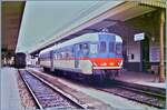 Als Ergänzung zu Armins schönen Aln 668 3032 Bilder: Ebenfalls in Siracusa stand vor vielen Jahren der ALn 668 1602 zur Abfahrt bereit. 

Analogbild vom Mai 1988