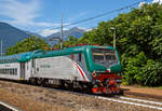   Die rechtsaubere Trenord E.464.009 (91 83 2464 009-2 I-TN), eine Bombardier TRAXX P160 DCP, fährt am 03.08.2019 mit einem RE (Domodossola nach Milano) durch den Bahnhof Vogogna (Stazione