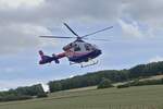 LX-HAR, Hubschrauber der Luxemburgischen Air Rescue bei der Landung auf einer Weide vor unserer Haustür.