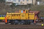 CFL Cargo 103 durchfhrt das Bahnhofsvorfeld von Petange.
