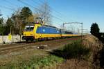 NS 186 036 zieht ein IC-Direct durch Hulten am 21 Februar 2021.