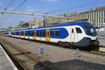 Am 25 M�rz 2018 steht 2210 in Arnhem Centraal.