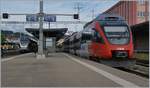 Der ÖBB ET 4024 023-6 ist aus Bregenz in St.Margrethen eingetroffen, während von St.Gallen her ein SOB Flirt als S4 Richtung Sargans den Anschluss vermitteln wird.