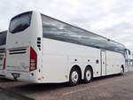 Volvo 9700 von S & P Reisen aus Österreich im Stadthafen Sassnitz.