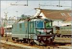 Nur einmal gesehen und fotografiert: die als Ae 6/6  verkleidete  Re 4/4 II 11238.