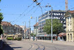 Ein fast zeitloses Bild, wäre es nicht für den fehlenden (da abgerissenen) Westteil des Bubenbergzentrums im Hintergrund.